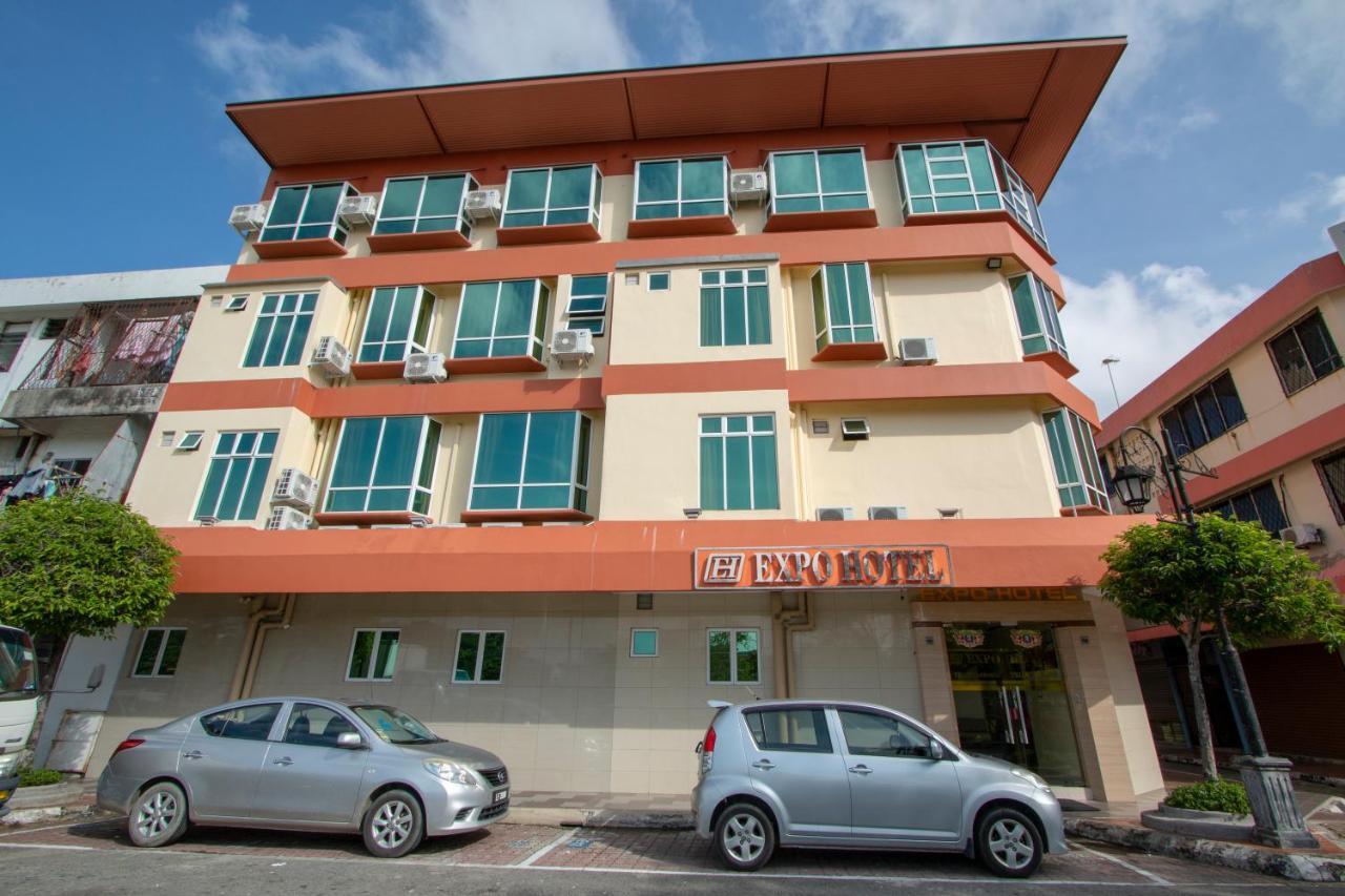Expo Hotel Labuan Buitenkant foto