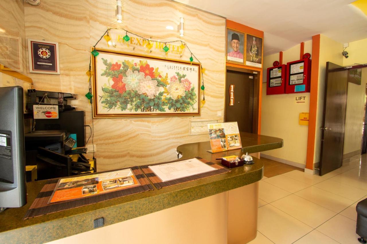 Expo Hotel Labuan Buitenkant foto