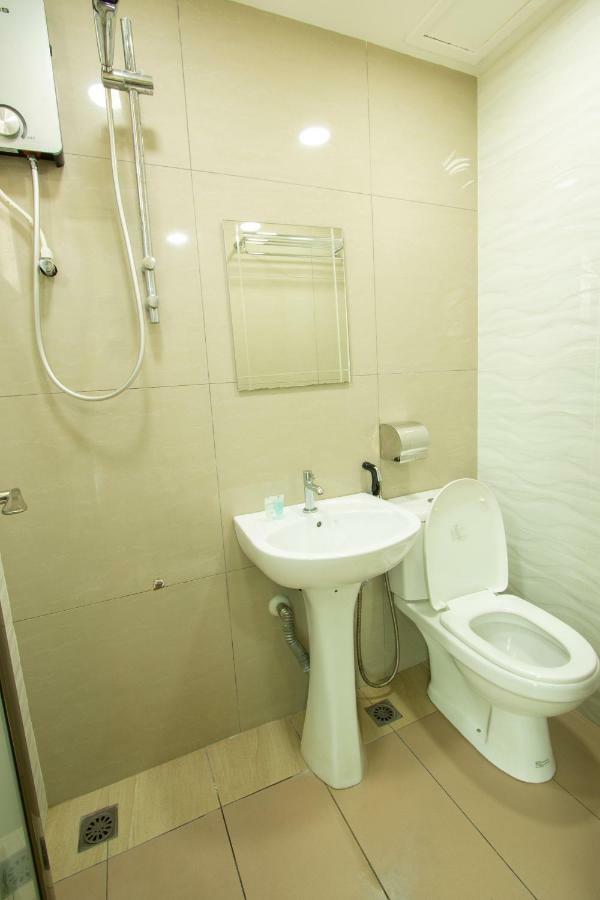 Expo Hotel Labuan Buitenkant foto